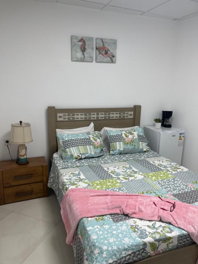 Techas City Center Luxurious Suites & Rooms Praia Exterior foto